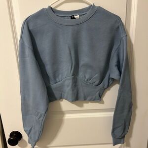 H&M Divided Cropped Sweater size M